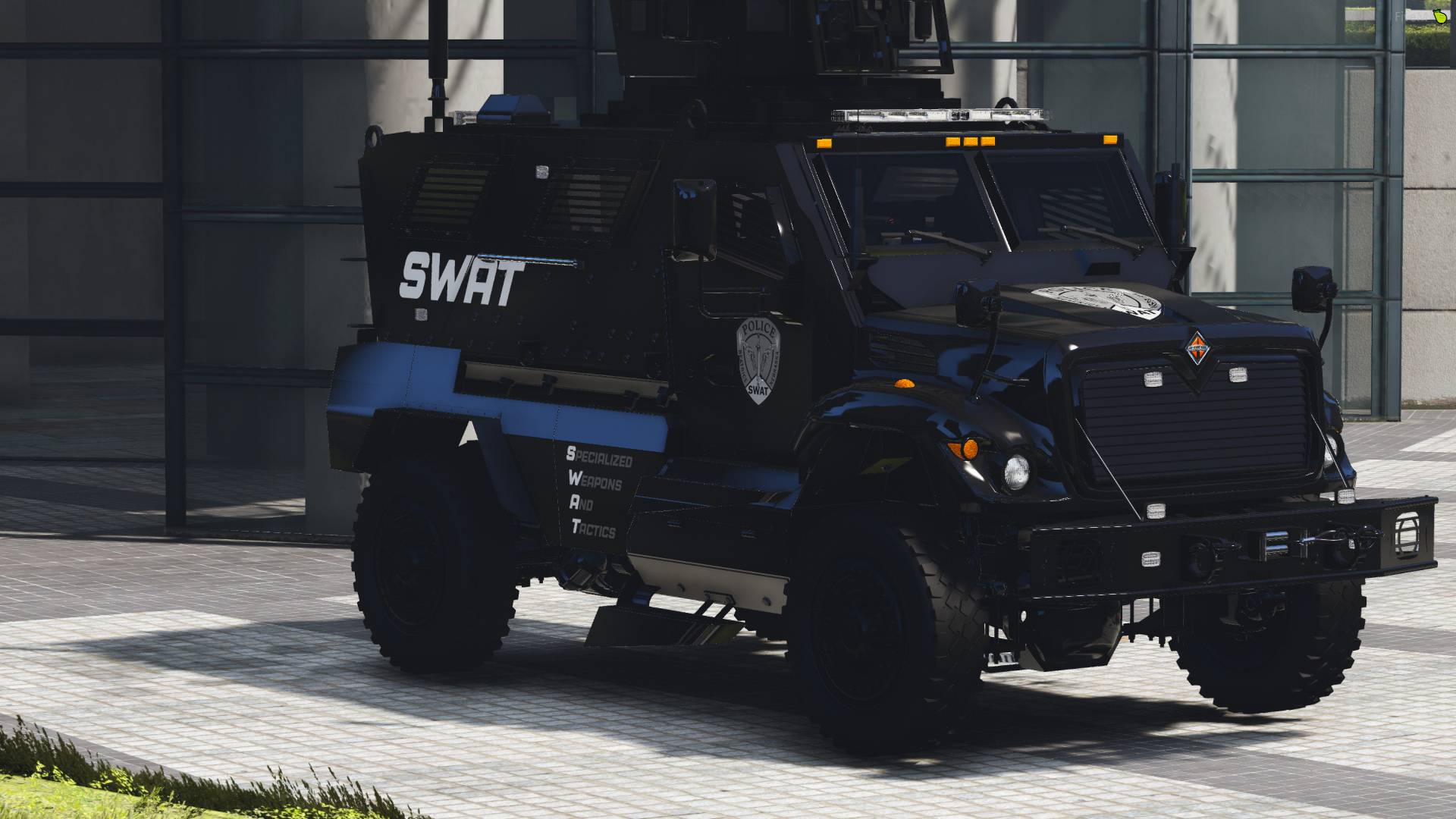 International Maxx Pro MRAP #4